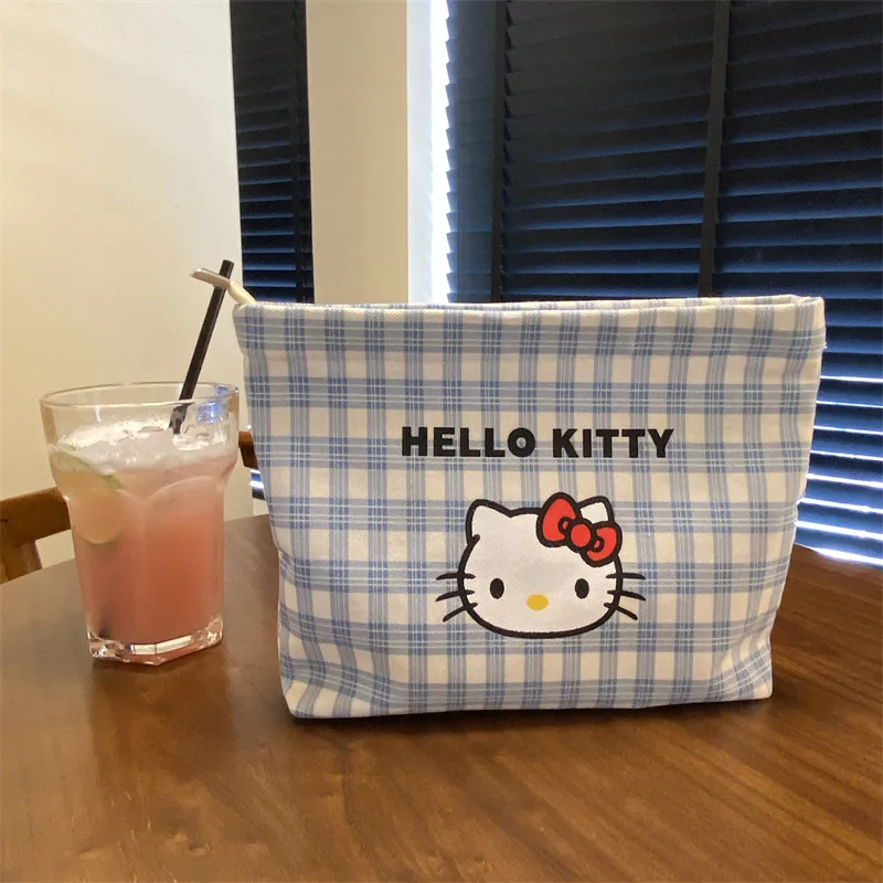 귀여운 산리오 헬로키티 체크무늬 화장품 가방 - 소녀들을 위한 귀여운 빨간색 & 파란색 화장품 파우치, 고급 휴대용 여행용 정리함 캔버스 가방