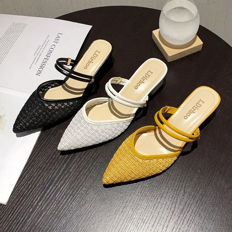 Neuer Stil im Feen-Stil, offener Zehenbereich, halber Slipper, Keil-Outdoor-Sandalen, hoher Absatz, vielseitige, bequeme, atmungsaktive Hausschuhe 2025
