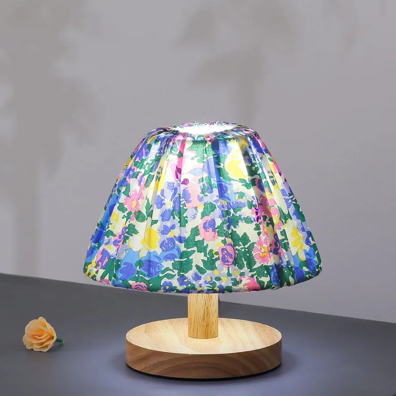 Pastoral Style Cloth Cover Solid Wood Small Table Lamp Retro Bedside Lamp Bedroom Girl Warm Night Light Decorative Lamp Nordic