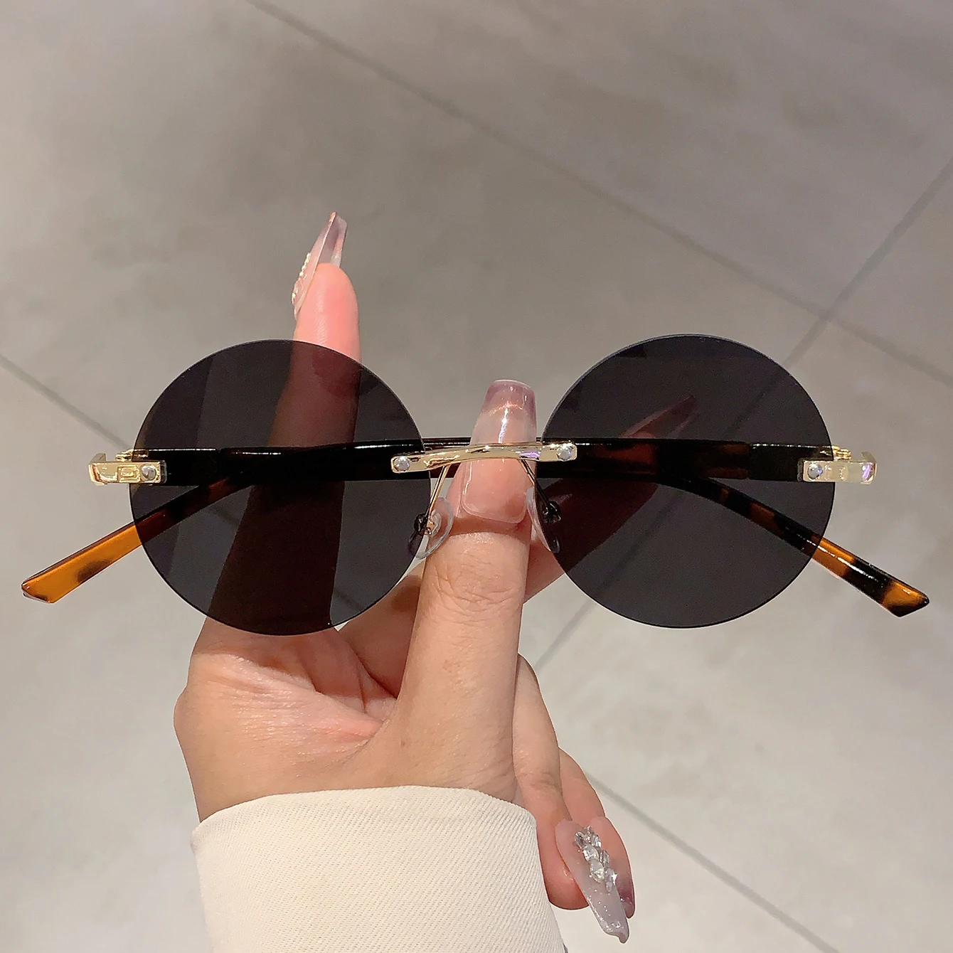 KAMMPT Rimless Round Sunglasses Men Fashion Classic Vintage Outdoor Shades Ins Trendy Luxury Brand Design Anti-UV Sun Glasses