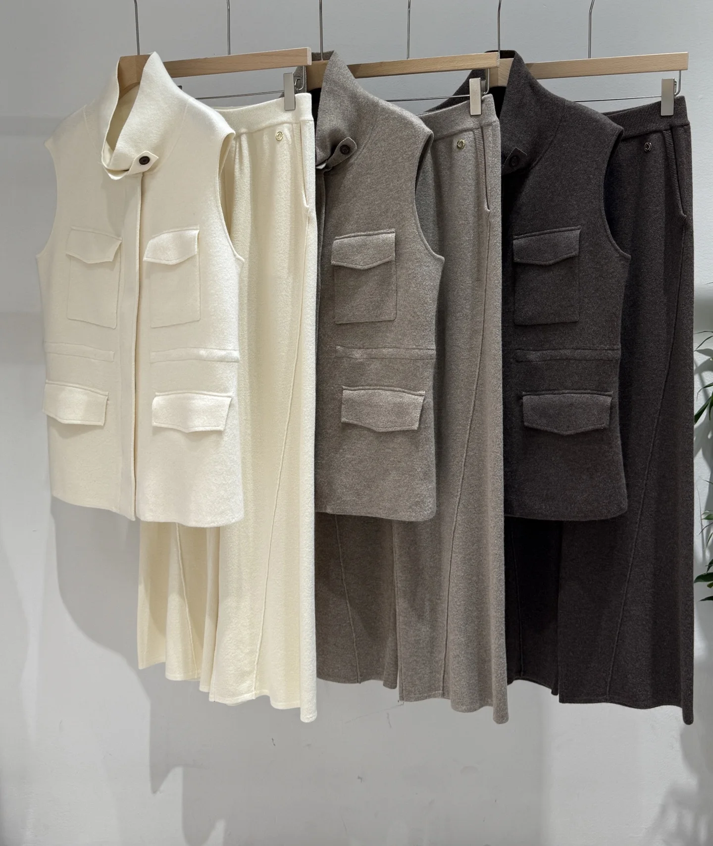 Women's Autumn/Winter Cashmere Knit Set: Sleeveless Mock-Neck Cardigan Vest and Wide-Leg Trousers
