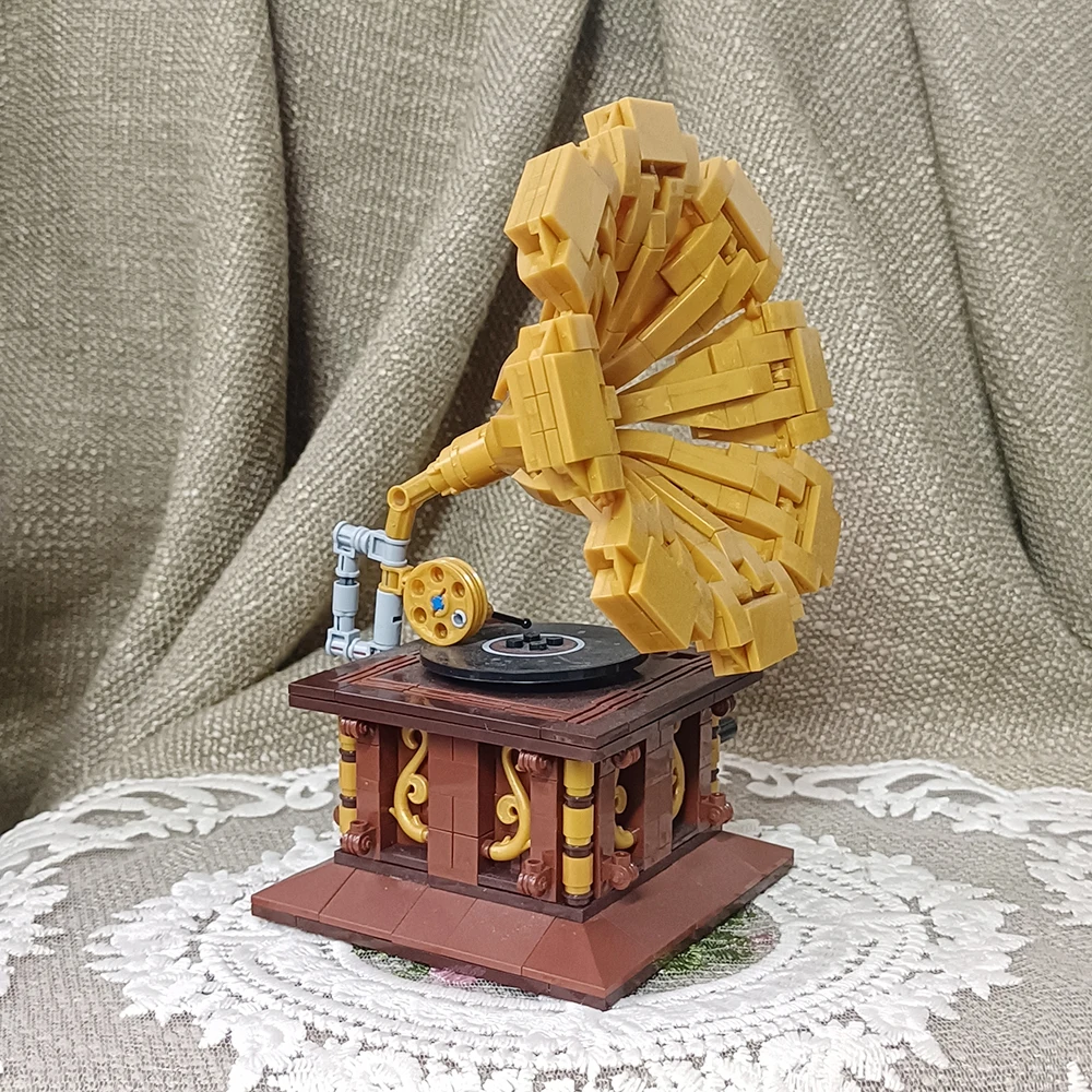 Antique Gramophone Building Block Set | Vintage Phonograph Design | Artistic & Educational Model Toy | Elegant Home Decor 