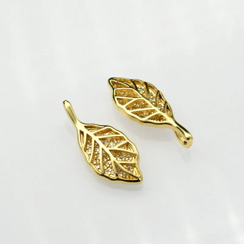 

Delicate Women Jewelry Making Color Remain Gold Plated Copper CZ Setting Leaf Pendant For Women Necklace