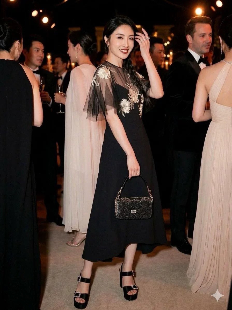 Luxury Black 100% Silk Maxi Dress Elegant Embroidered Tulle Cape Sleeve Evening Gown Runway Designer Formal Party Robe