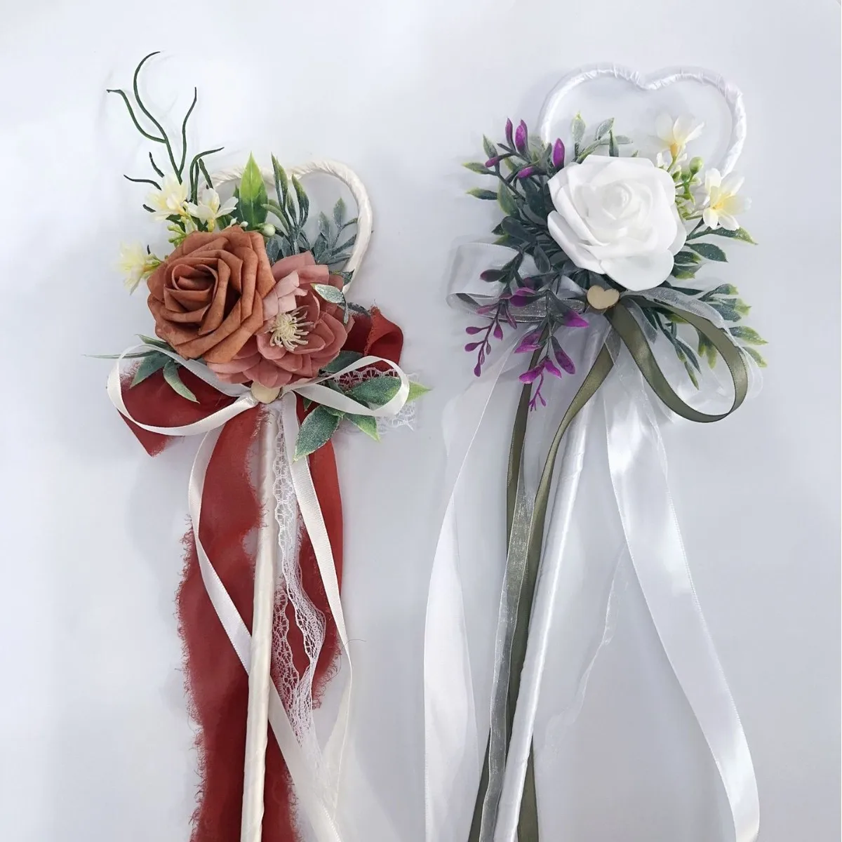 Yannew 2pcs Heart Shaped Wedding Flower Girl Wands Bouquet for Kids White Pink Artificial Rose Flower Mini Bouquet Keepsake Gift