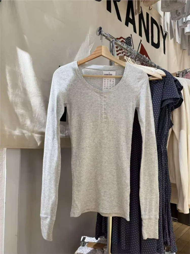 

Осенние серые вафельные футболки с длинными рукавами, женские новые милые хлопковые футболки с 7-мя пуговицами, топы, одежда Shoujo, простые базовые милые футболки