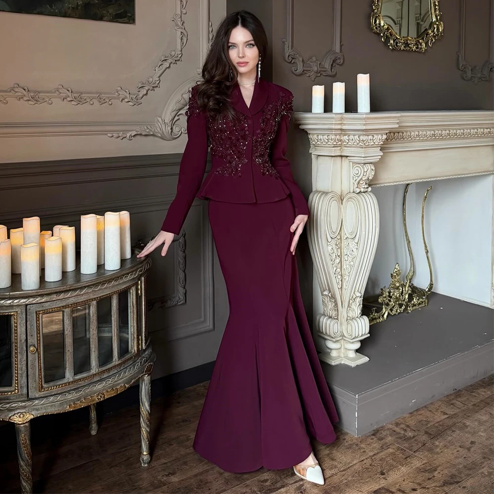 Maßgeschneidertes Lila Abendkleid Luxuriöse Blumen Perlen-Applikation Trompeten-Abendkleider Maxi Langarm Meerjungfrau Hochzeitsgast-Kleid