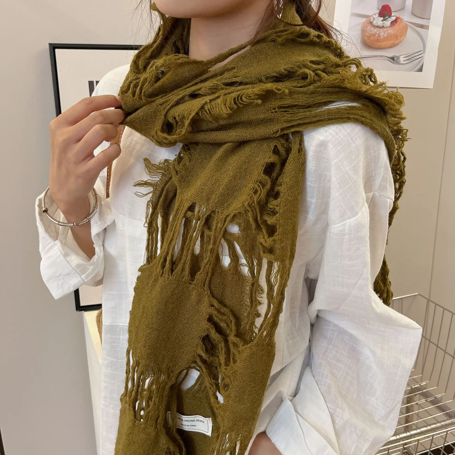 2025 Новая мода Рваные отверст – обзор и цена Wool Scarf Men