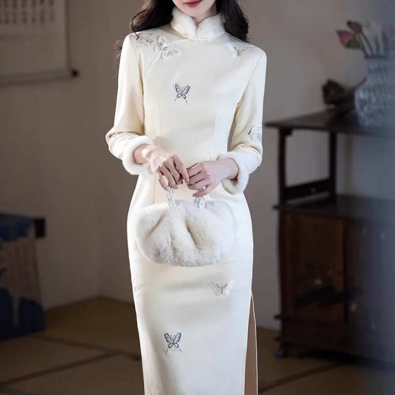 Women Elegant Qipao Embroidery Satin Cheongsam Vintage Button Novelty Chinese Tradition Autumn Dress Mandarin Collar Vestidos