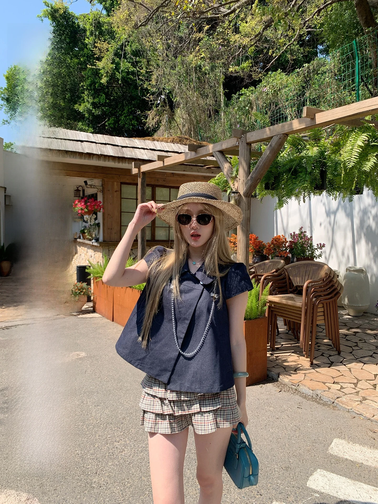 

Casual Style Polyester Cotton Blend Short Sleeve Shirt with Buttons Female Fashion Breathable Loose Fit Denim Material