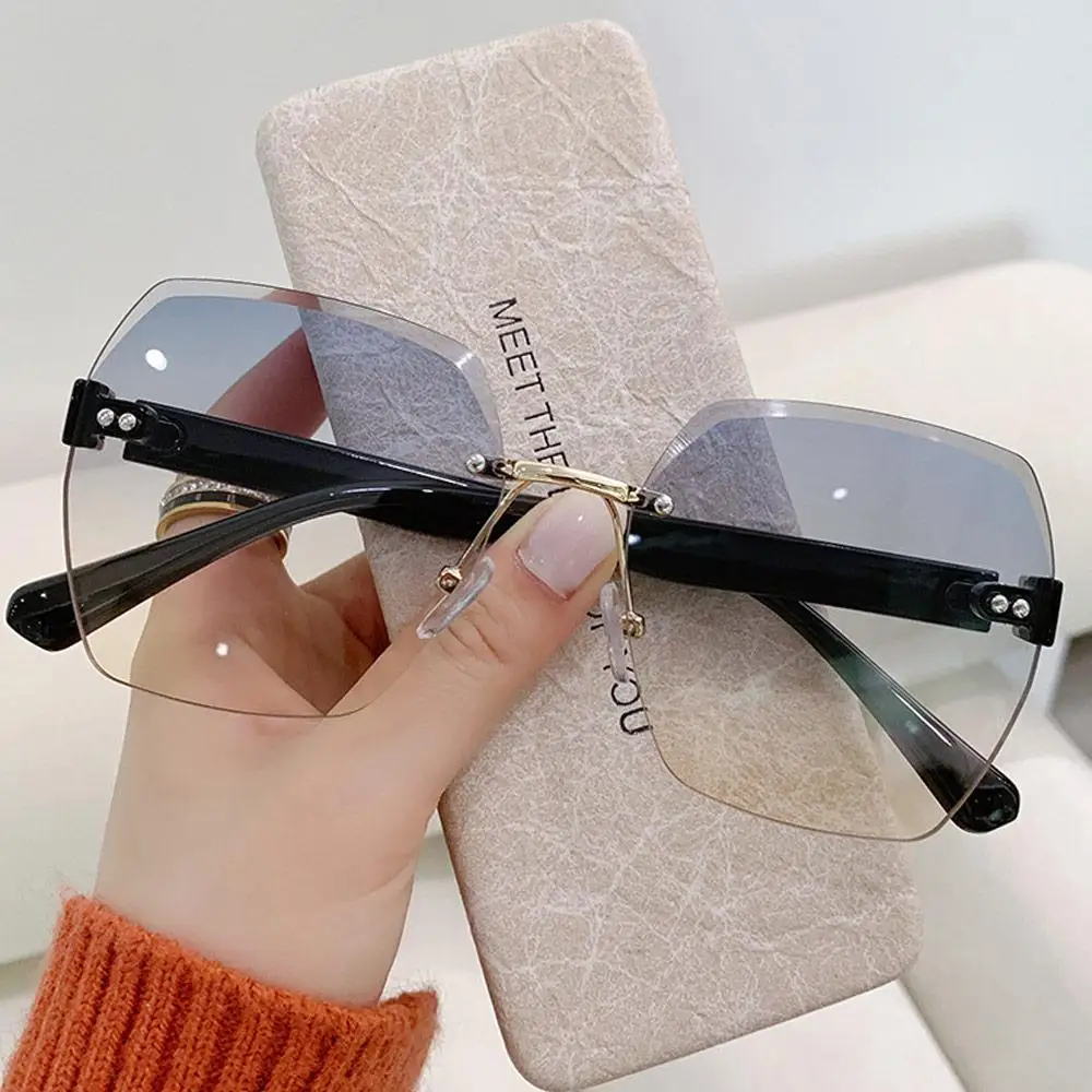 Gafas de sol sin montura de gran tamaño para hombre y mujer, lentes de sol de moda, protección UV para viajes, fotografía de calle