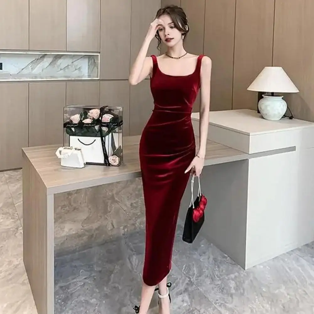 Midi Dress Elegant Velvet Evening Dress with U-shaped Neckline Split Hem for Prom Cocktail Parties Special Events Women Velvet