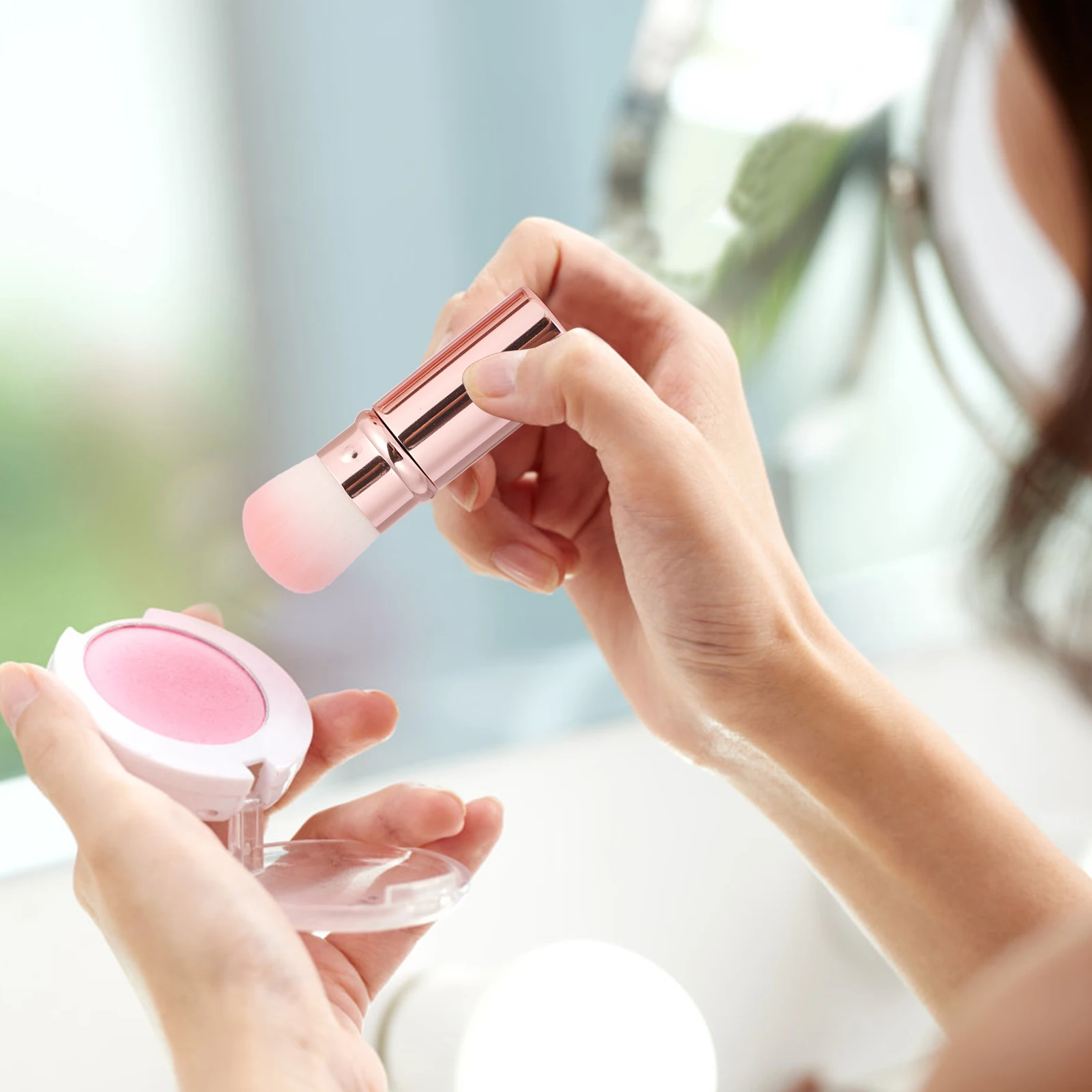 

1pc Blush Brush Makeup Brushes Artificial Fiber Soft Bristles Comfortable Skin Touch Blusher Powder Cosmetics Practical Women