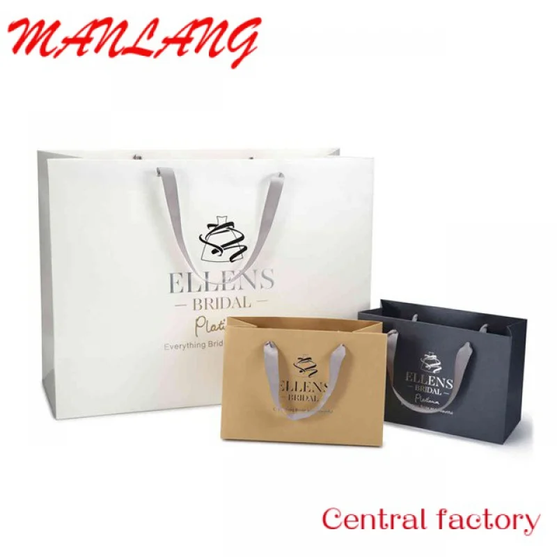 Custom  paper bags with your own logo custom paper gift bag