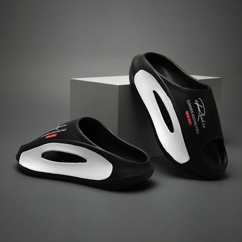 

Men's Summer Outdoor EVA Slip-On Slippers Thick Bottom Casual Slippers for Easy Wear And Comfort