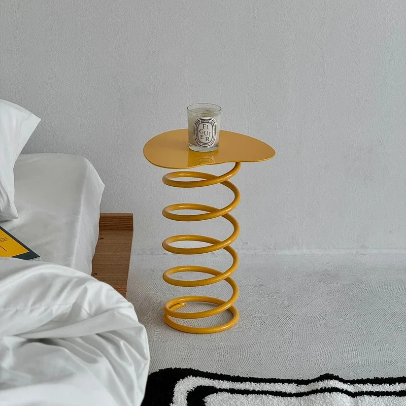 

Customized modern spring coffee table Small metal side end coffee table