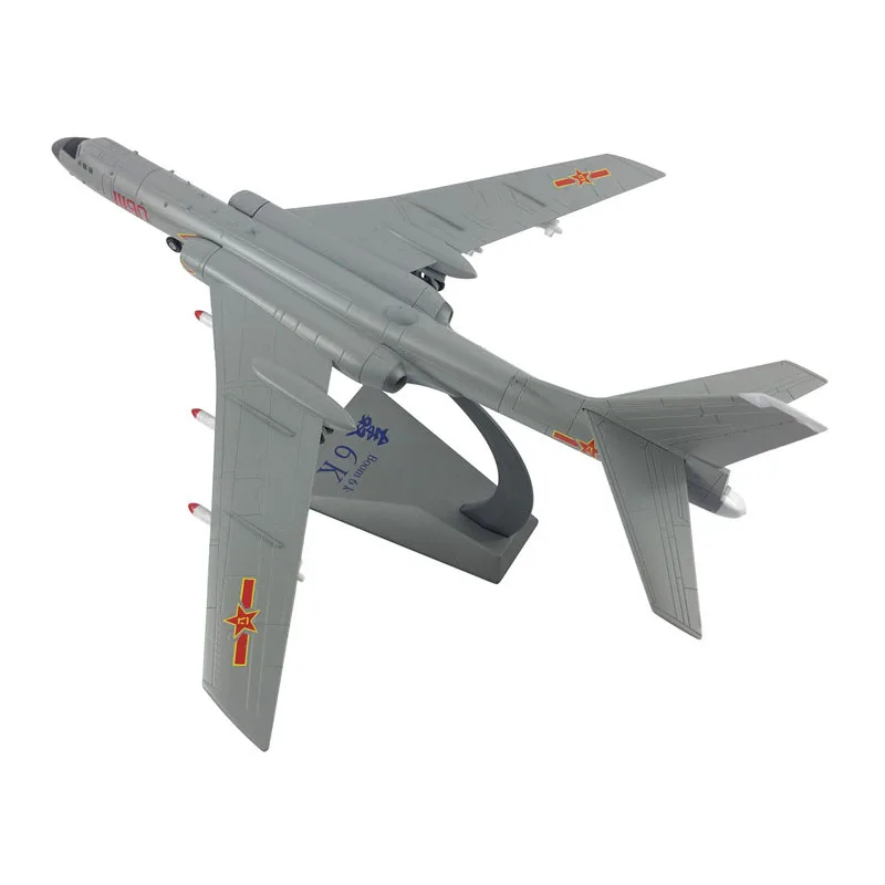 

Diecast 1:100 1:144 Bomber Model H6 Fighter Model H6 Alloy Airplane Model Desktop Decoration Collectible Gift