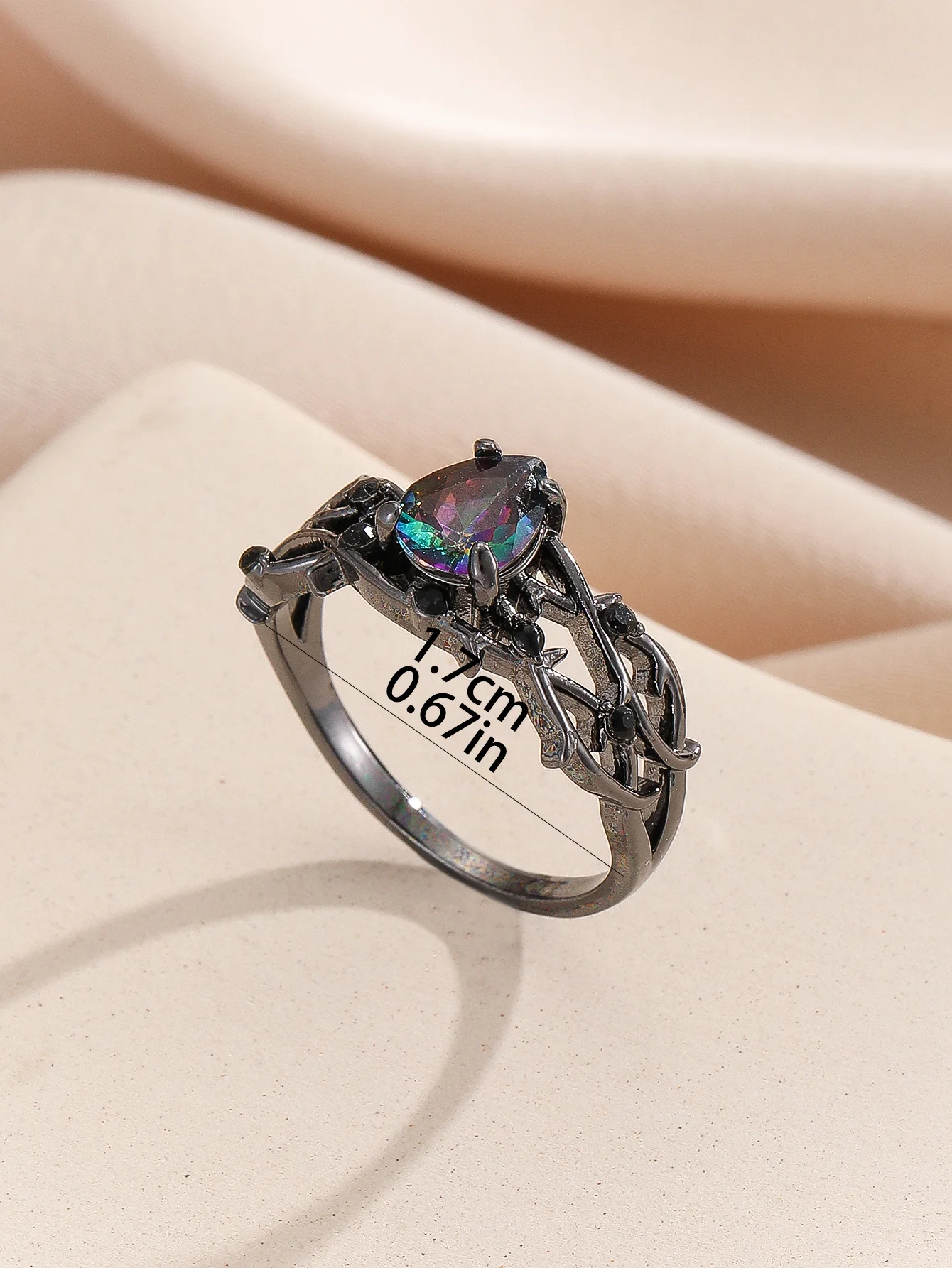 Luxury Gun Black Cubic Zircon Ring Creative Vine Ring Classic Wedding New Dazzling Ladies Accessories Jewelry