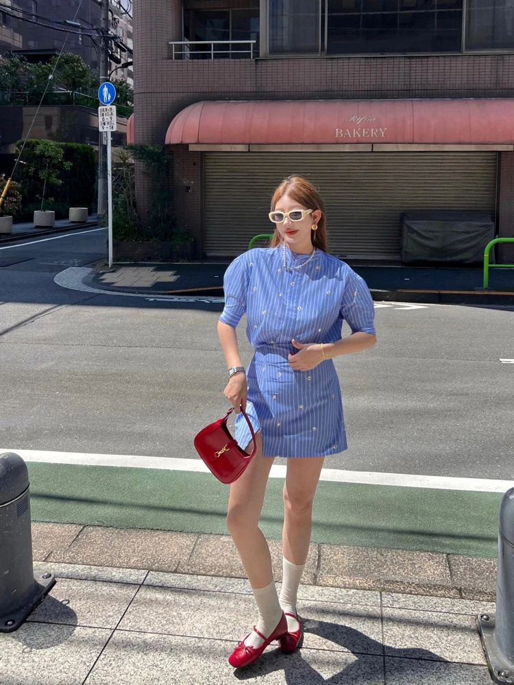 

Комплект из укороченной блузки и юбки Tokyo Lovers с пайетками и полосками, для женщин, для повседневной носки, приталенный, из полиэстера и хлопка