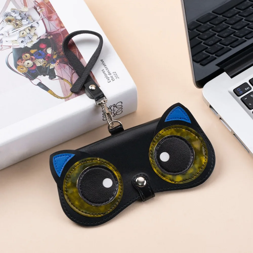 

Portable Sunglasses Storage Cover Cartoon Secure Clip Glasses Protective Sleeve Pu Leather Scratch-Resistant Eyeglasses Case
