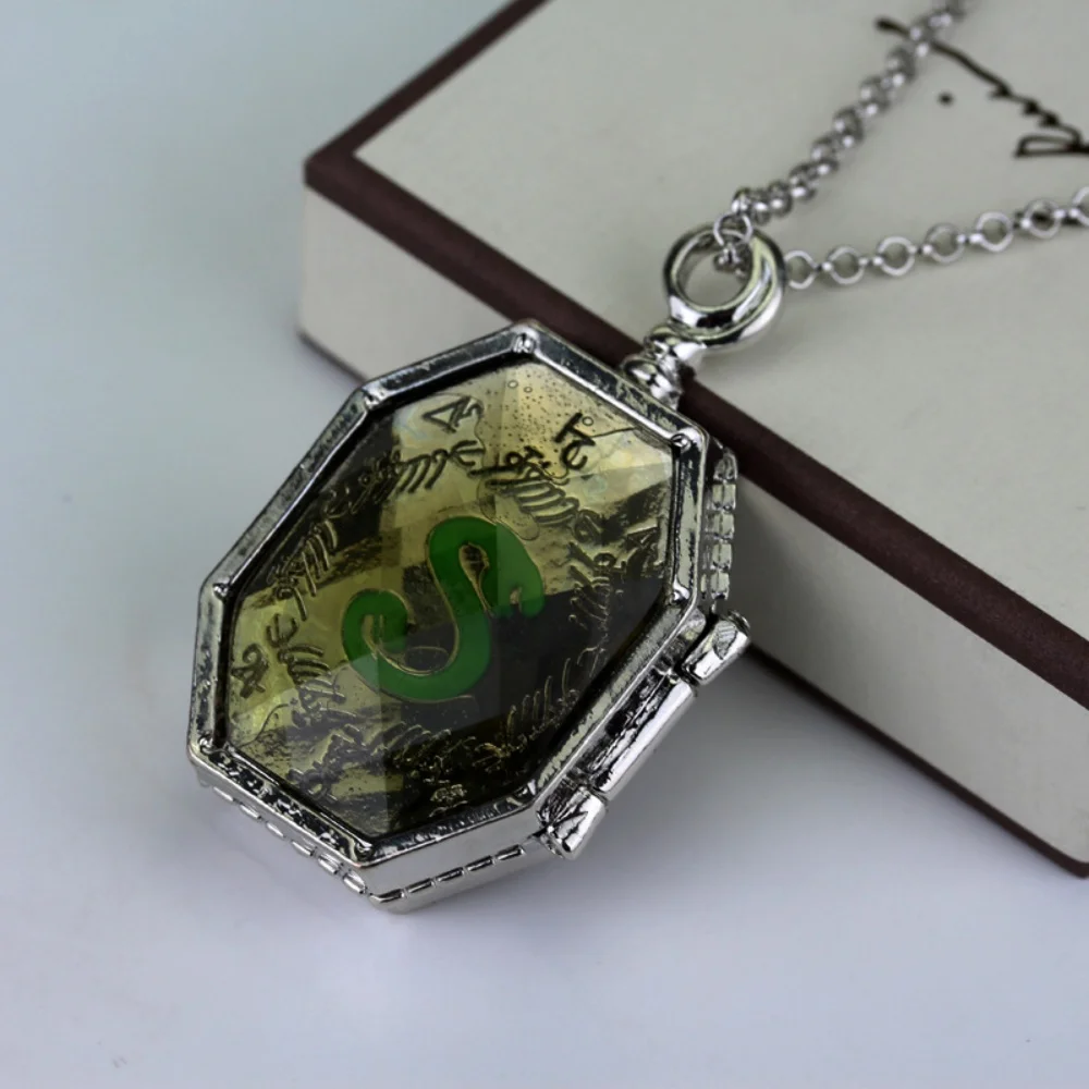 Horcrux Necklace Pendant Can Be Opened Around the Movie, Fan Souvenir Collection Accessories, the Ideal Gift for Friends