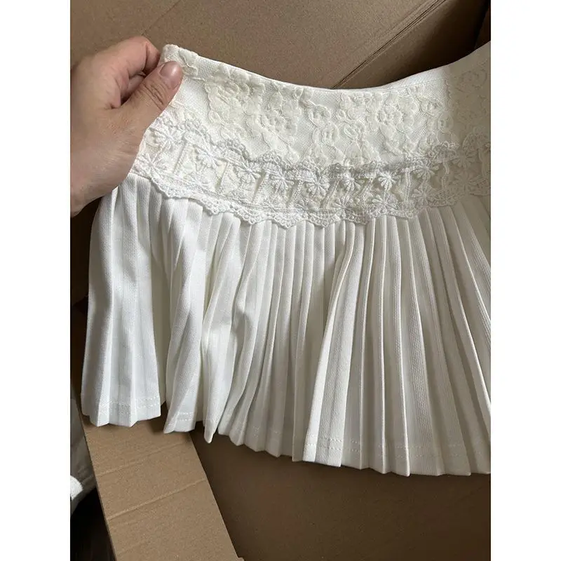 Kawaii لطيف الأبيض تنورة صغيرة النساء Y2K أزياء من الدانتل المرقعة مطوي التنانير الصيف الكورية Preppy الدانتيل يصل عادية ألف خط Faldas