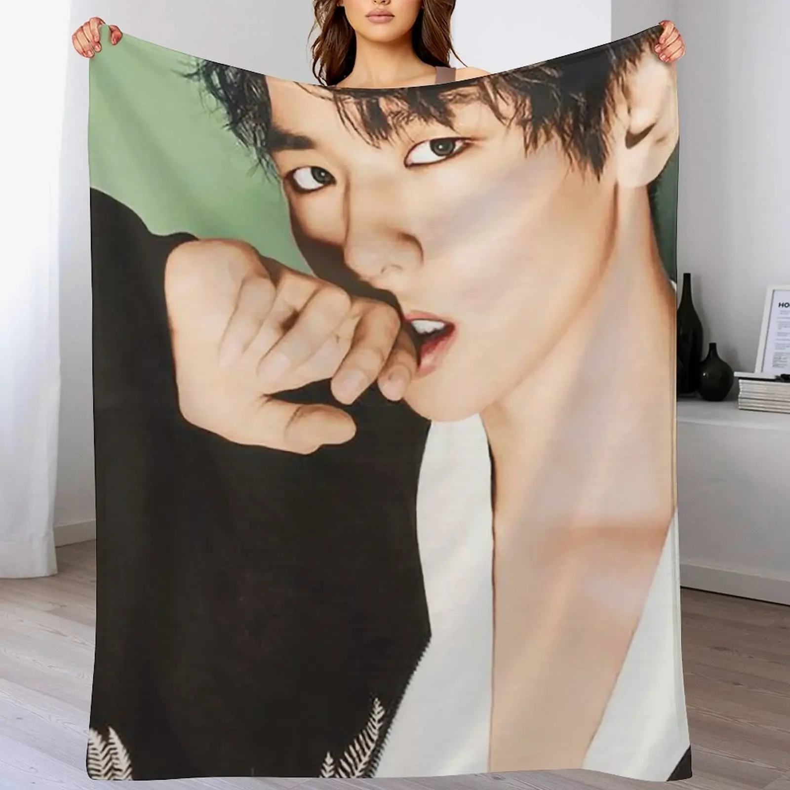 

Baekhyun Throw Blanket Breathable Lightweight Blanket for Adults Kids