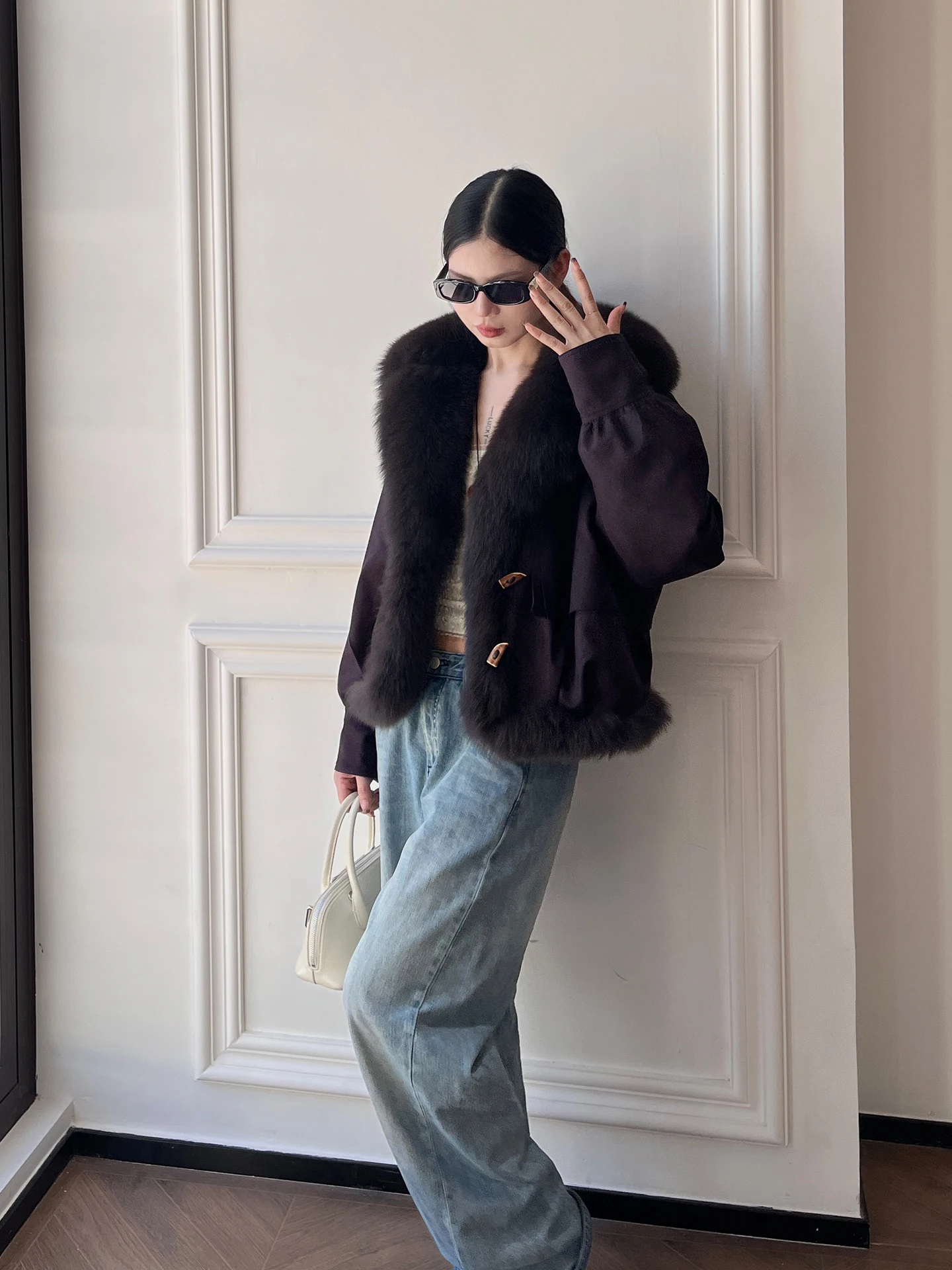 Parka courte surdimensionnée à col en fourrure de renard, ample et amincissante, avec rembourrage en duvet d'oie blanche, nouvelle collection