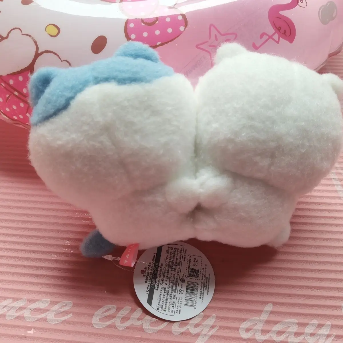 

MINISO Chiikawa Hachiware обнимающая плюшевая милая кукла-игрушка украшения милый подарок на день рождения отправить друзьям пара стиль сладкий