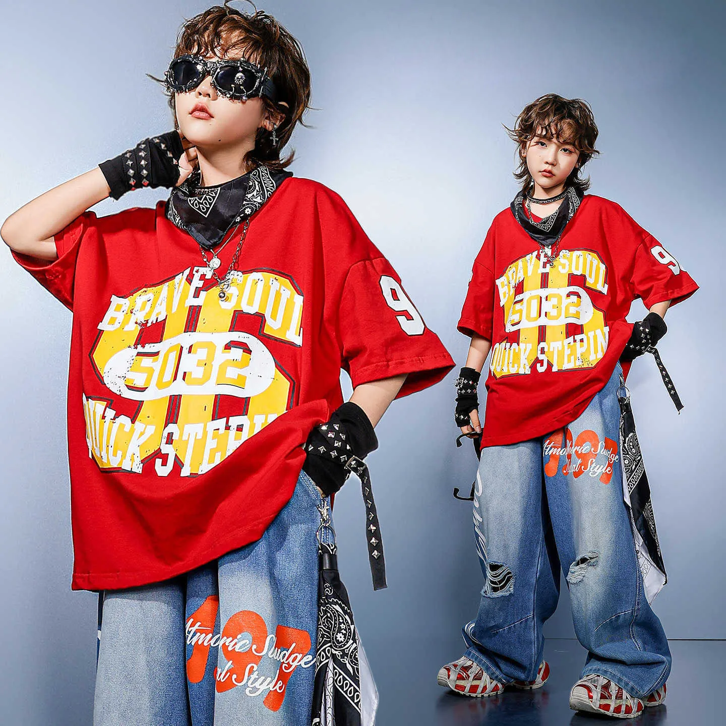 

Kid Kpop Hip Hop Clothing Red V Neck Jersey T Shirt Denim Blue Casual Ripped Jeans Pants for Girl Boy Dance Wear Costume Clothes