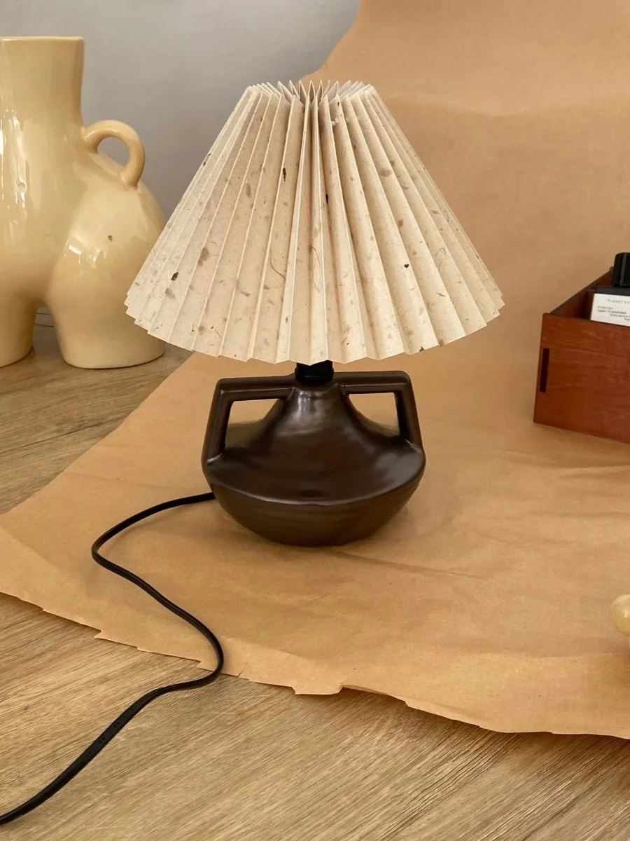 

Retro Style Home Decoration Lamps Table Lamps Vintage Paper Desktop Lamps for Bloggers Study Room Decorations Glass Body