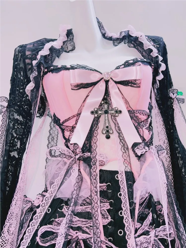 Strapless long-sleeved lace tassel short performance Halloween black white and pink dress