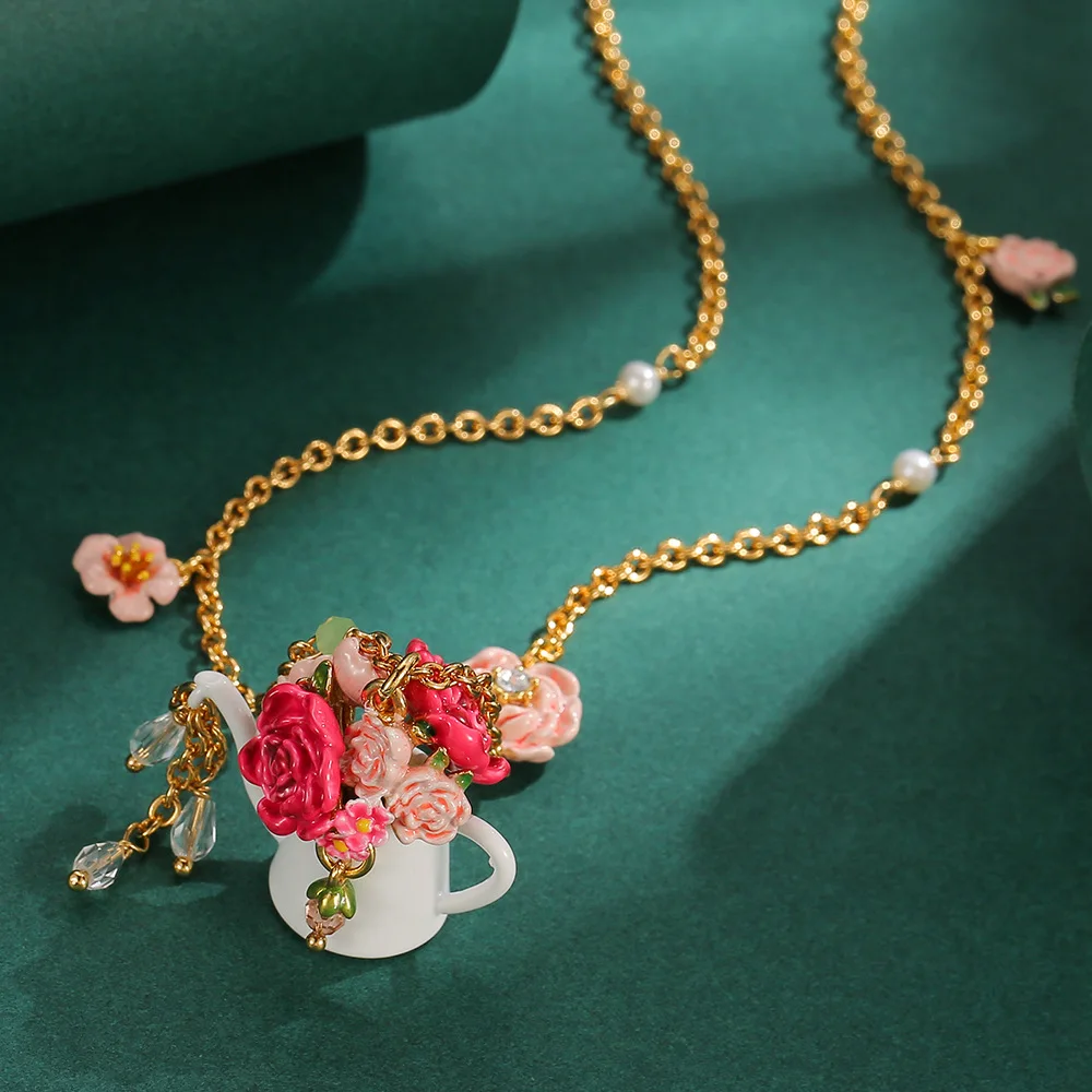 

1Pc Original Fashion Enamel Rose Petal White Teapot Tassel Necklace,A Luxurious And Sophisticated Clavicle Chain,Christmas Gift