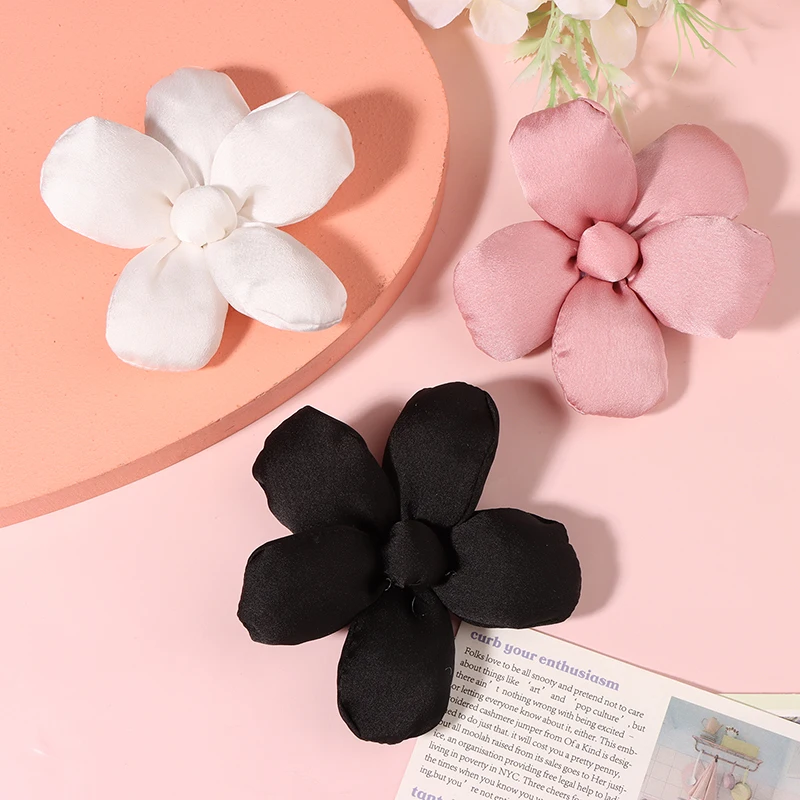 Fashion Fabric Brooch Japanese flower design Brooch Pins For Woman Party Clothing Accessories Badges Gifts neckline decoration