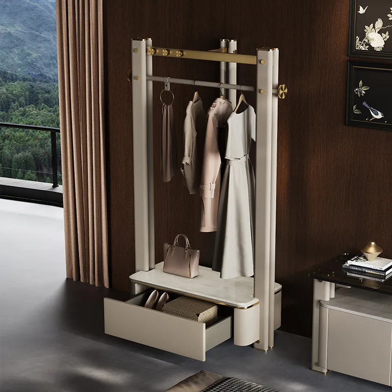 Luxuriöse Kleiderständer-Regale Integrierter Aufbewahrungsschrank Kleidung Kleiderständer Möbel Italienische Garderobe Villa Schlafzimmer