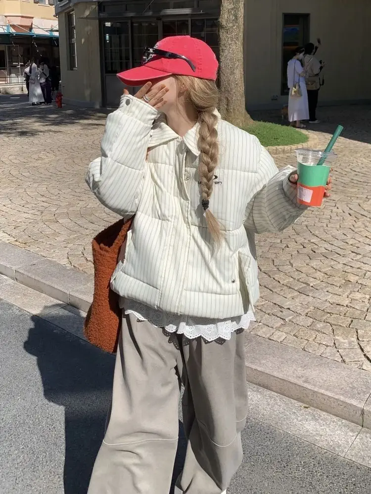 

Пуховики-парки Y2K женские, состаренные, б/у, старинные, устаревшие, непригодные для использования, антикварные, архаичные, примитивные, красивые, для спортзала