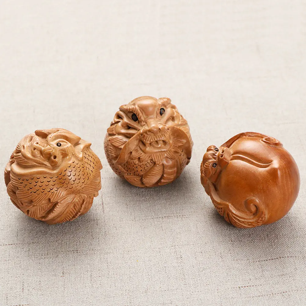 2 Stück Holz-Handmassagebälle Premium Pfirsichholz Drachen-Phönix Langlebigkeits-Pfirsich Handübungs-Rollbälle für Handtherapie