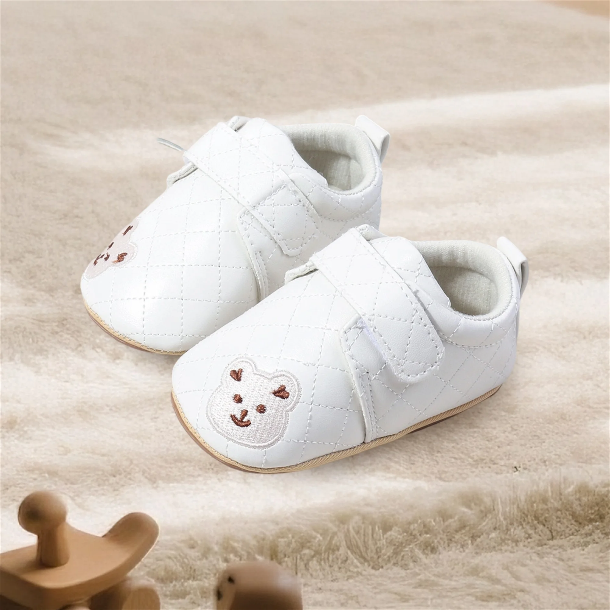

Cute Unicorn Slip-On Sneakers Breathable Lightweight Toddler Shoes with Non-Slip Sole for Indoor Outdoor Activities
