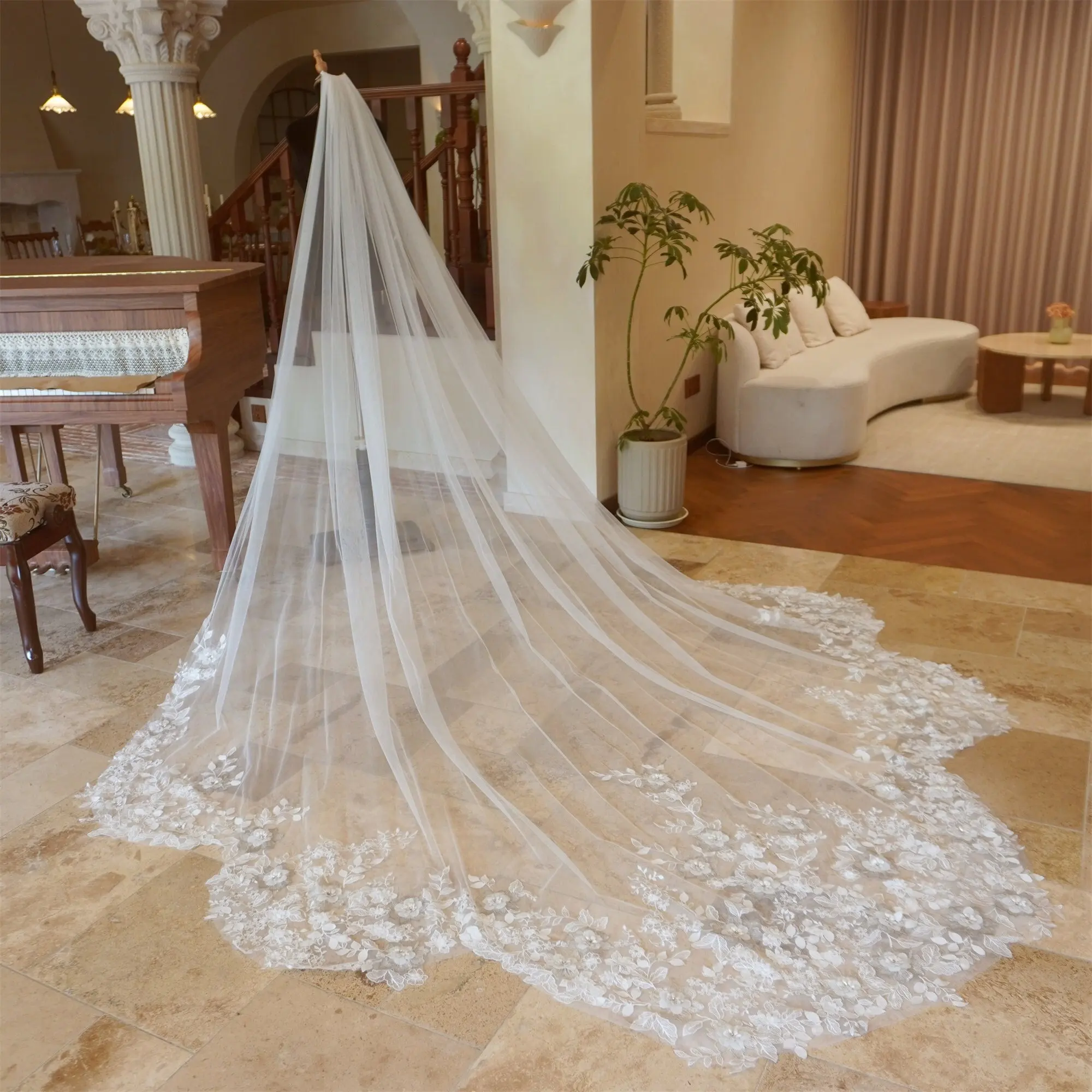 Exquisite Wedding Veils For Brides Cathedral 1 Tier Crystal Floral Lace Appliques Tulle With Comb White Ivory Customize 3M