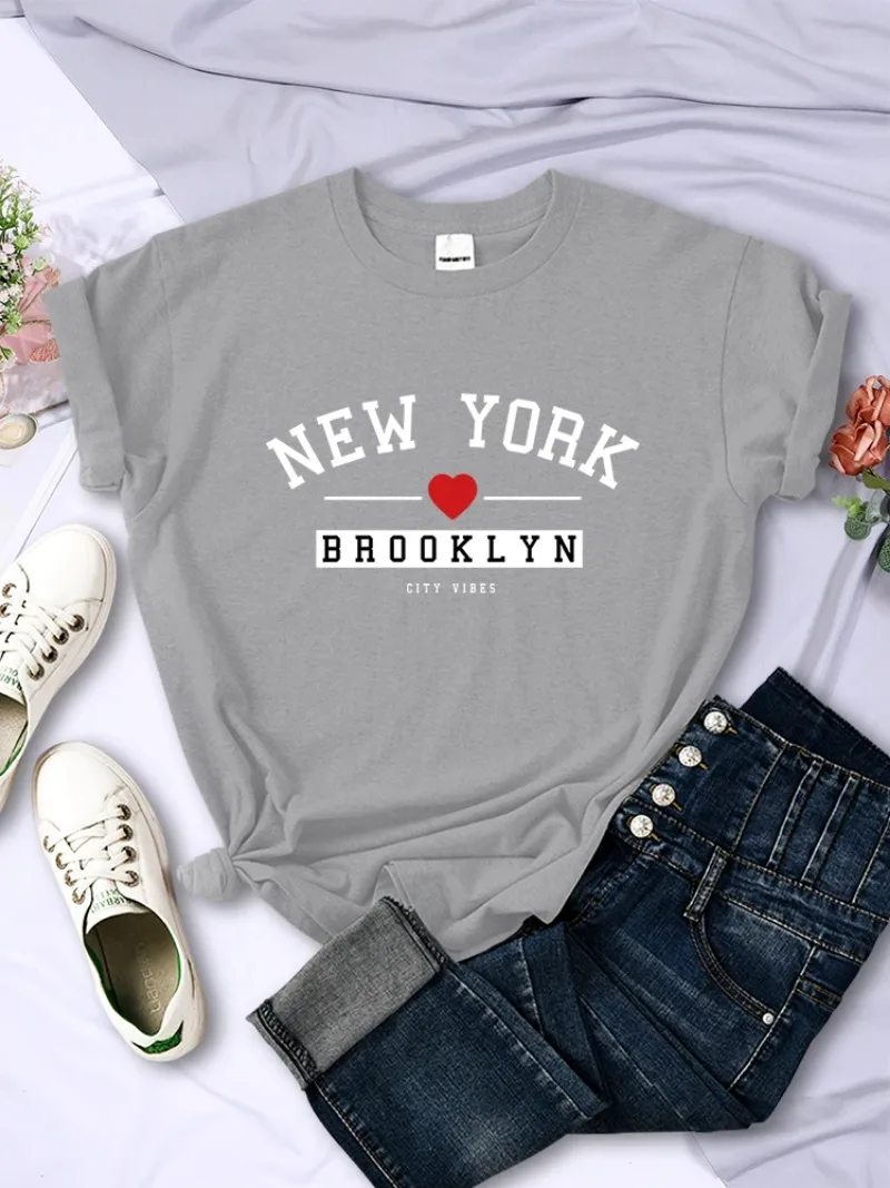 Summer Casual Crop Top Street Cool Tee Shirt Fashion O-Neck Sport T Shirts New York Brooklyn City Vibes Letter T-Shirt Women image 3