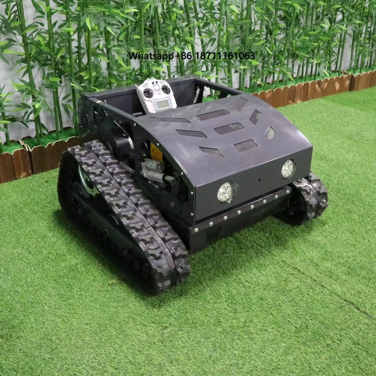 CE EPA Euro 5 Large Tank-style Off-Road  Grass Cutter Self-Propelled Crawler Robotic Garden Lawn Mower Zero Turn