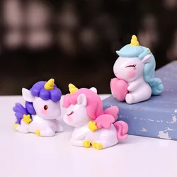 Unicorn figurine small and cute toy cartoon pony model doll desktop decoration small ornament