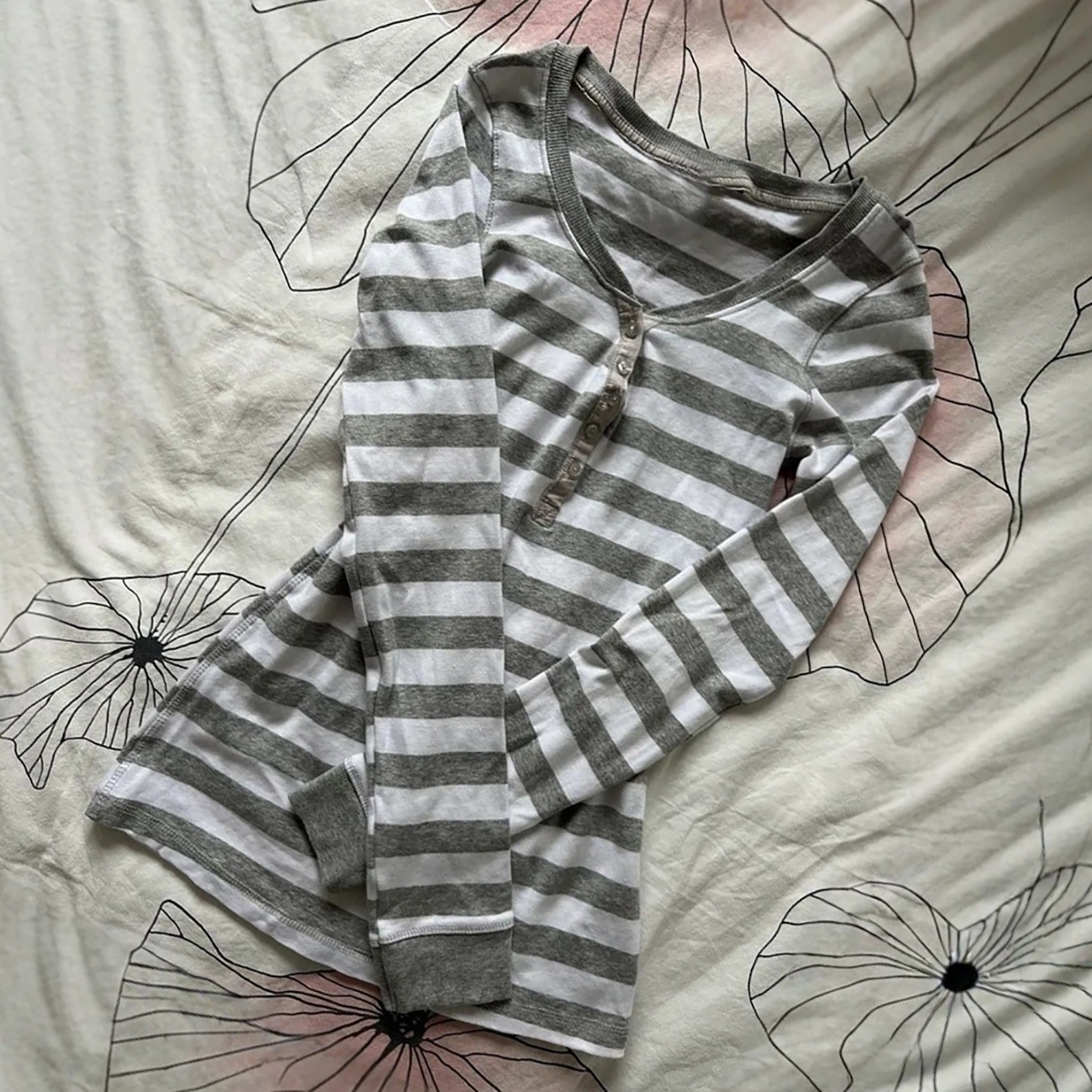 Autumn Color Blocking Striped Round Neck Button Long Sleeved New Versatile Slimming Base T-Shirt Top