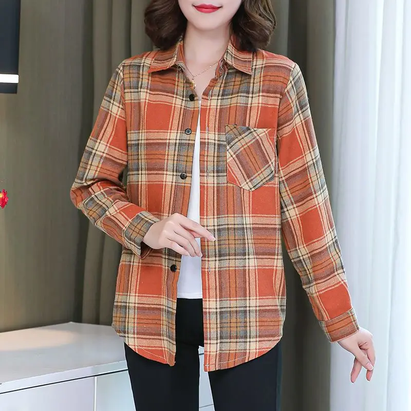 

Fashion Lapel Button Pockets Printed Plaid Shirts Women Clothing 2024 Autumn New Loose Long Sleeve Casual Tops Commuter Blouses