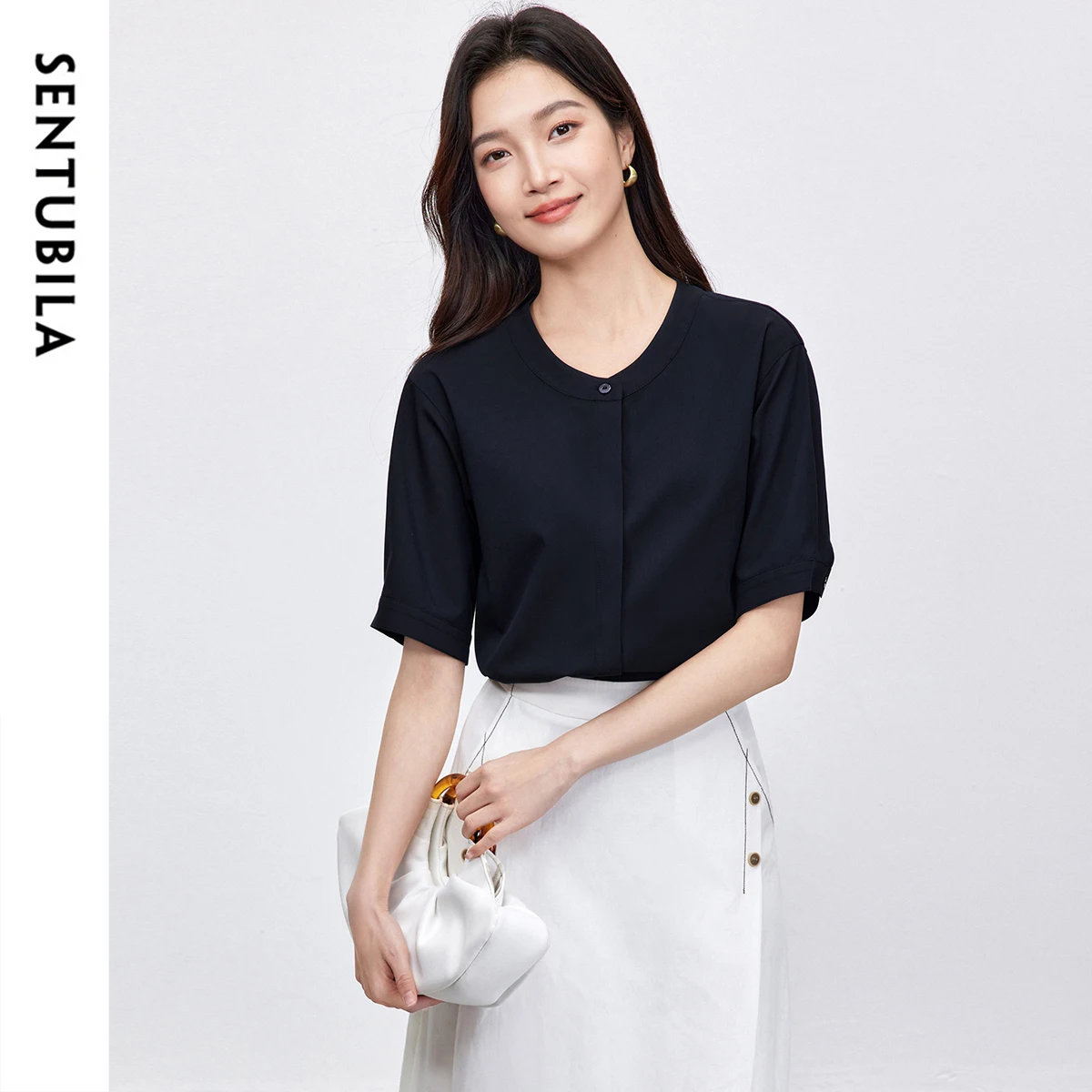 

SENTUBILA Elegant Woman Shirt Office Lady 2025 Summer Loose Fit Half Sleeve Covered Button Basic Blouse Woman Clothing152C59367