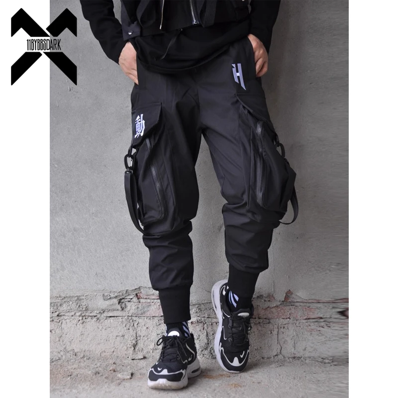 2025 Tactical Pants Men‘s Chinese Character Embroidered Cropped Pants Functional Multi Pockets Cargo Trousers Techwear Black