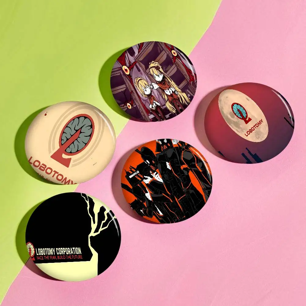 Game Lobotomy Corporation 58mm Cute Anime Figure Icon Badge Handmade Tinplate Brooch for Backpack Clothes Chest Ornament Gifts