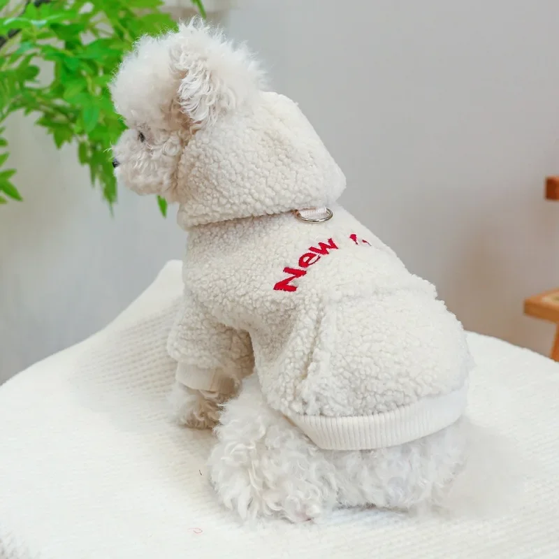 

Small Dogs Clothing Cat White Lamb Wool Hoodie Dog Clothes Winter Warm Jacket European Fashion Letter Costume Kawaii Pet Items