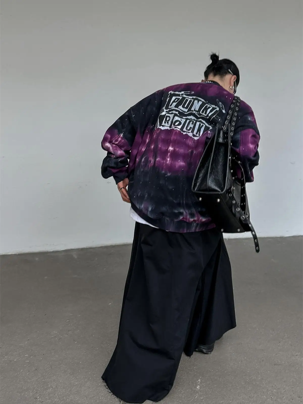 Tie-Dye Gradient Cartoon Sweatshirt for Women 2025 Autumn High-End Trendy Cool Pure Cotton Long Sleeve Top Round Neck Sweatshirt