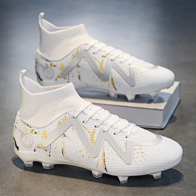 

Trendy New Soccer Boots For Teenagers And Adults, Shockproof And Durable. Perfect For Amateur Players Outdoor Football Exercise